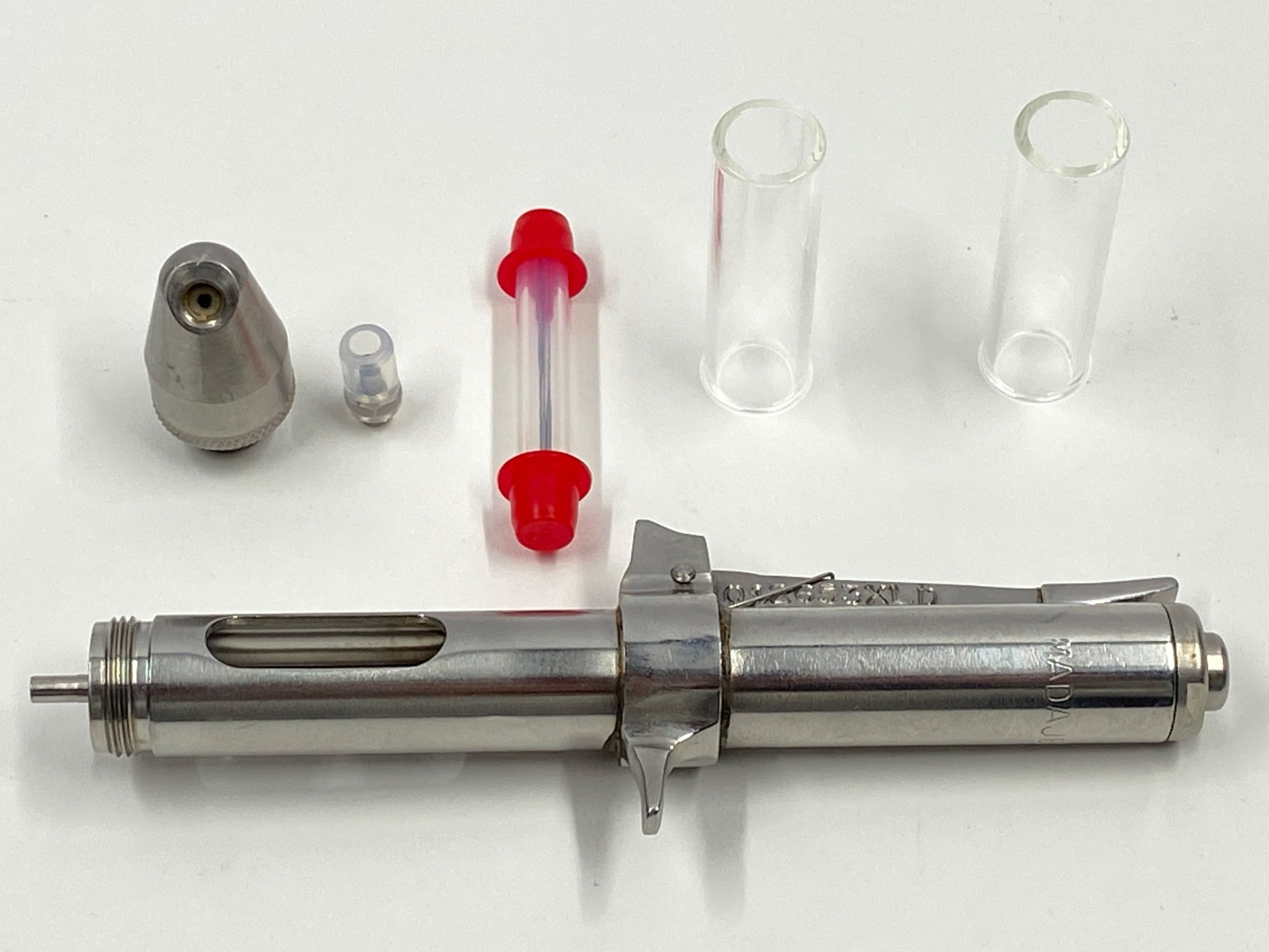 Dental Madajet XLD Needle less Medication Injector With Case Excellent Condition