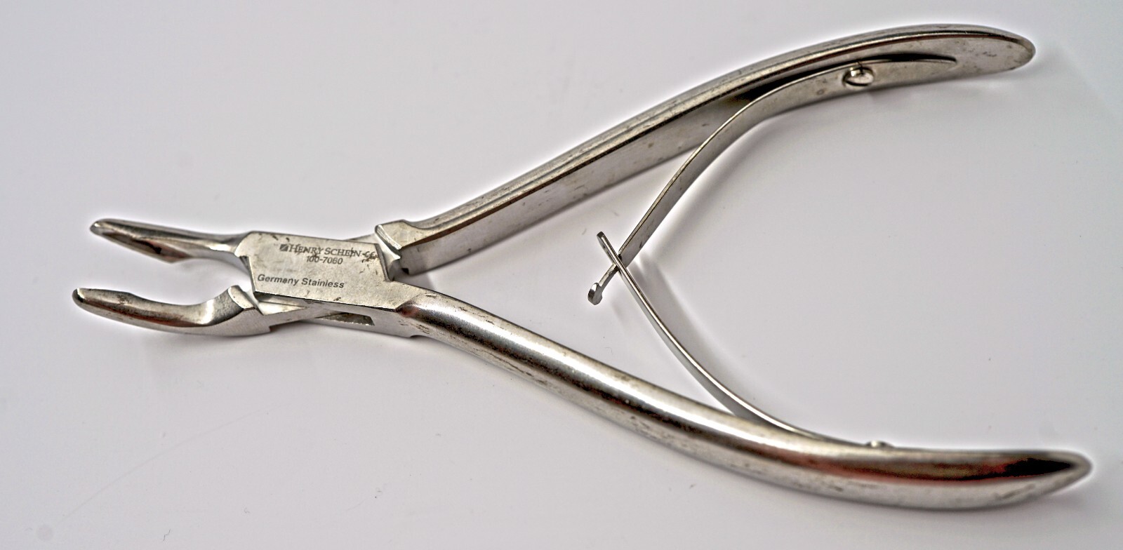 Henry Schein Dental Rongeur Size 4A 6.5 in Cleveland 100-7060