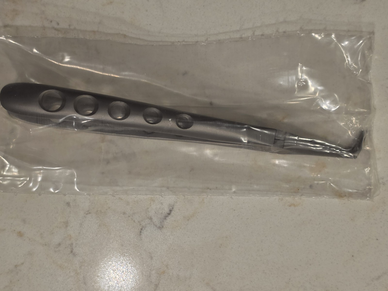 A. Titan X-Trac Extracting Forceps Lower Narrow Root Fragment 4507