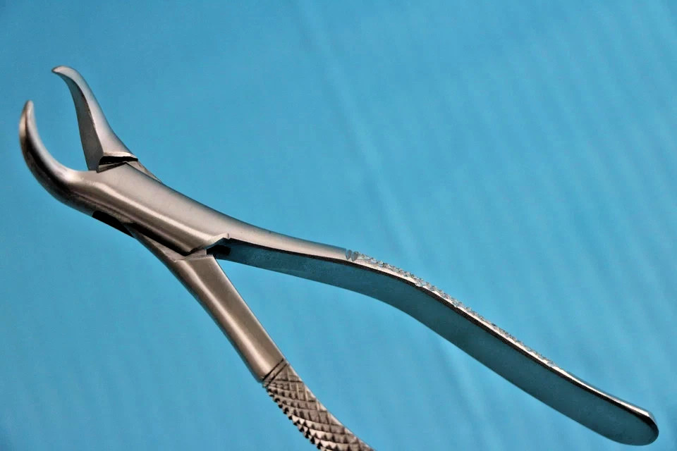 SET OF 7 GERMAN STAINLESS STEEL DENTAL EXTRACTION FORCEPS A+ QUALITY