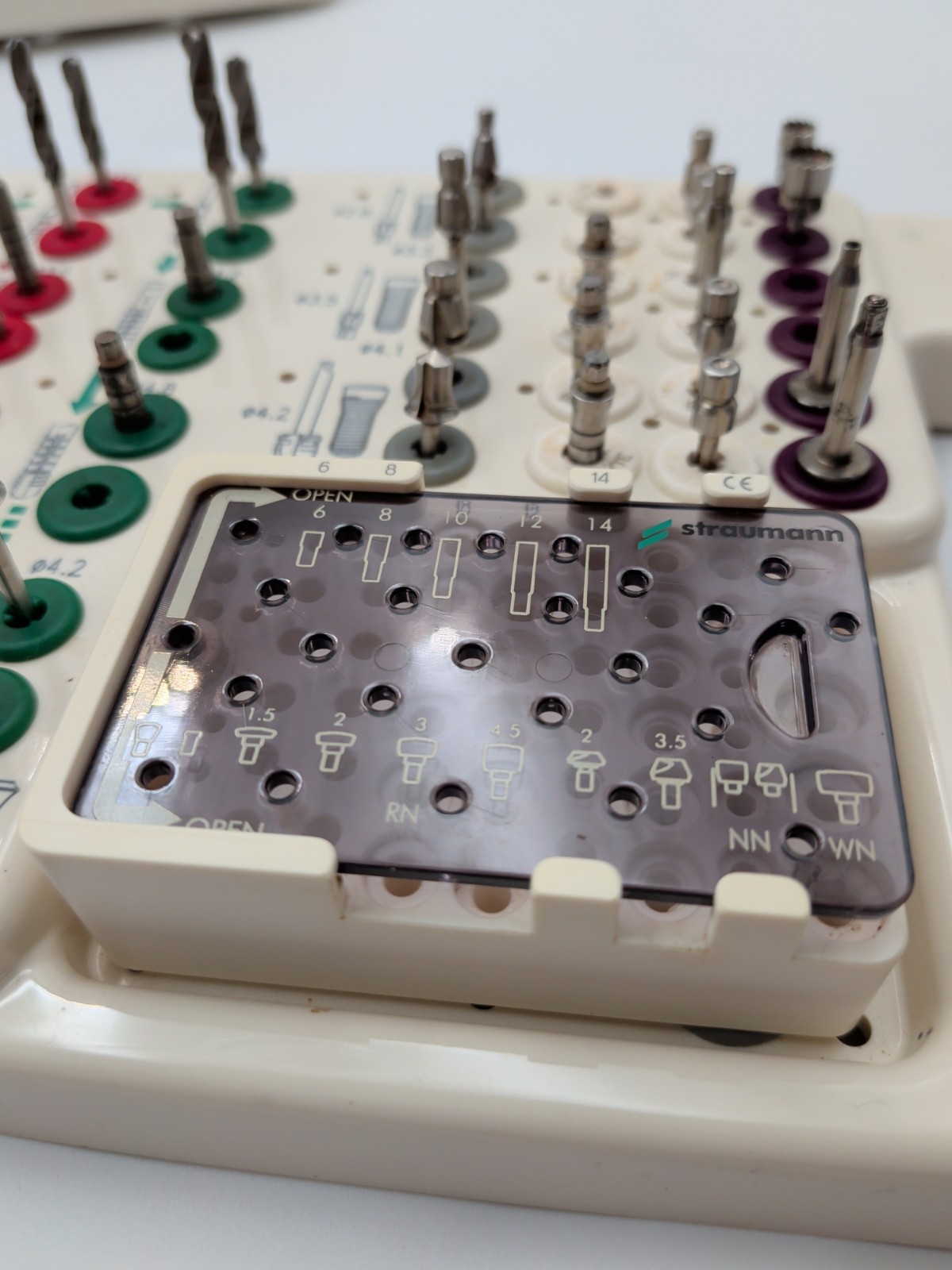 Straumann Surgical Solutions Cassette with Instruments – Set as Shown