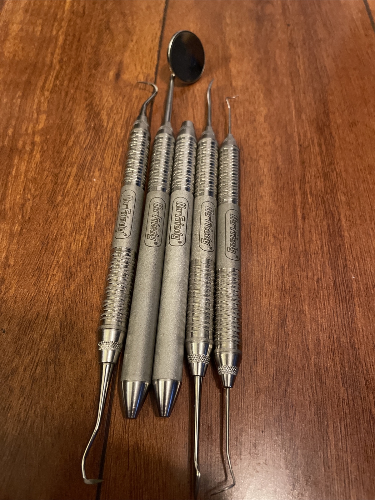 Hu-Friedy Dental Instruments Mixed Lot of 5 (EXD26-PPBUSER6-SU15-MH6 & PH6 Handl