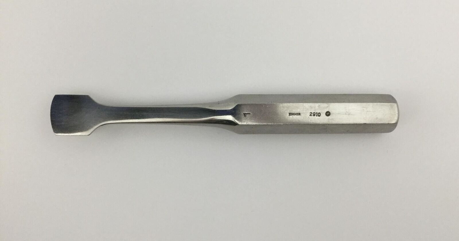 Zimmer 2910 Orthopedic Key Periosteal Elevator 8-1/4″