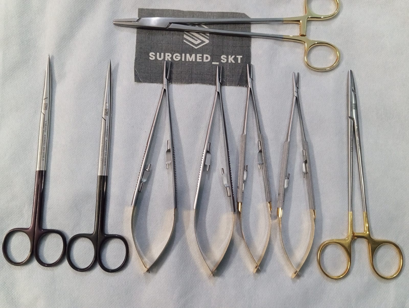 Lot of 8 v mueller and hu friedy instruments
