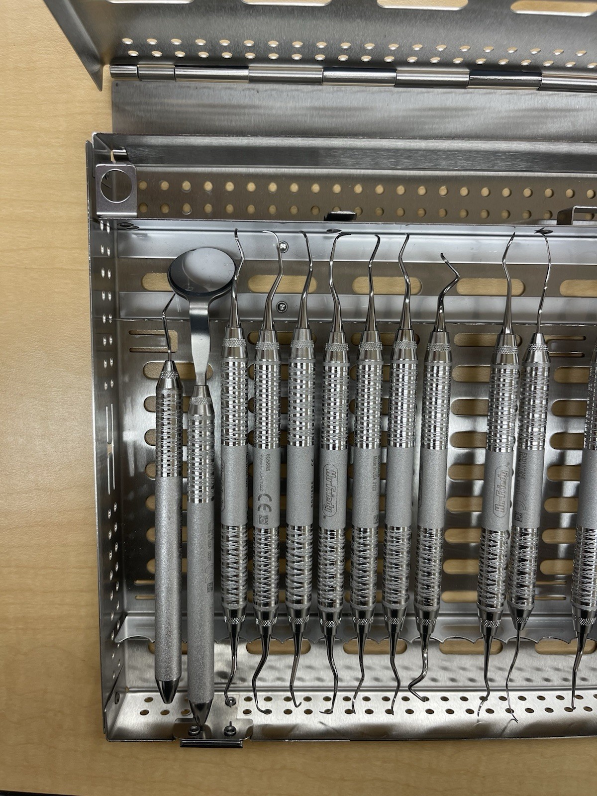 Hu-Friedy Periodontal Instruments And Cassette