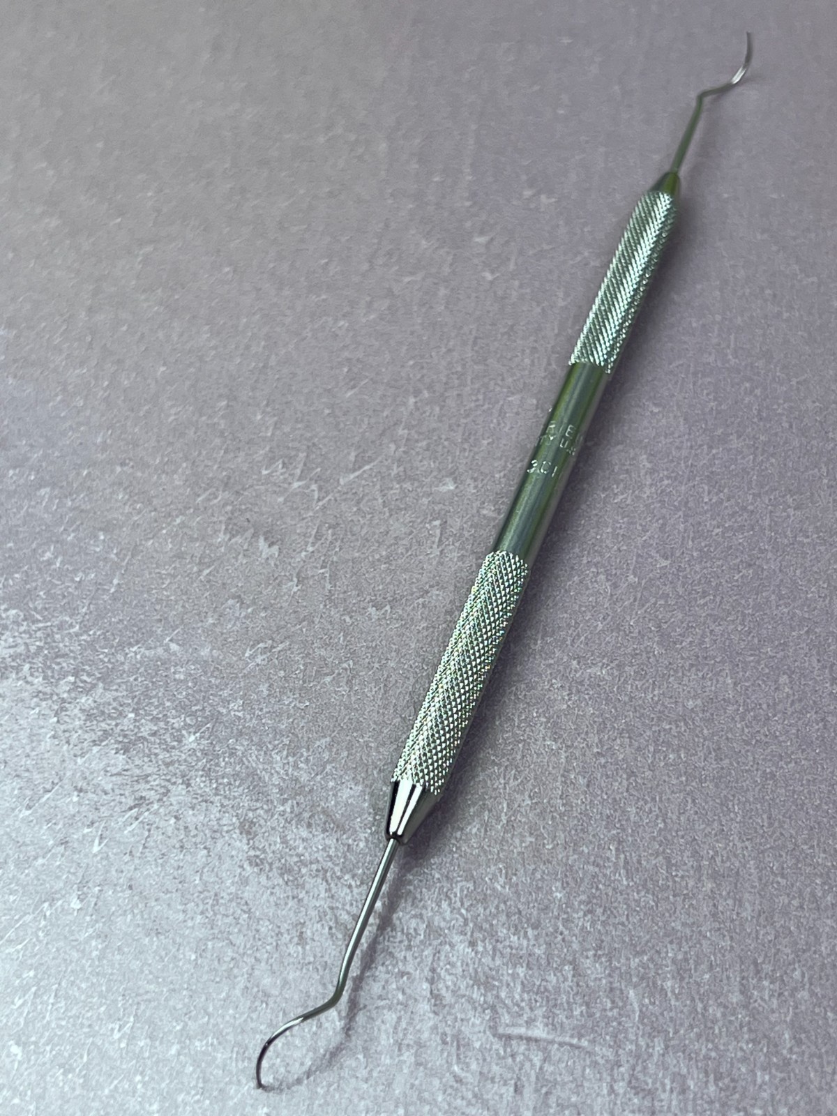 Hu-Friedy double ended pig tail explorer EX-3CH dental dentist