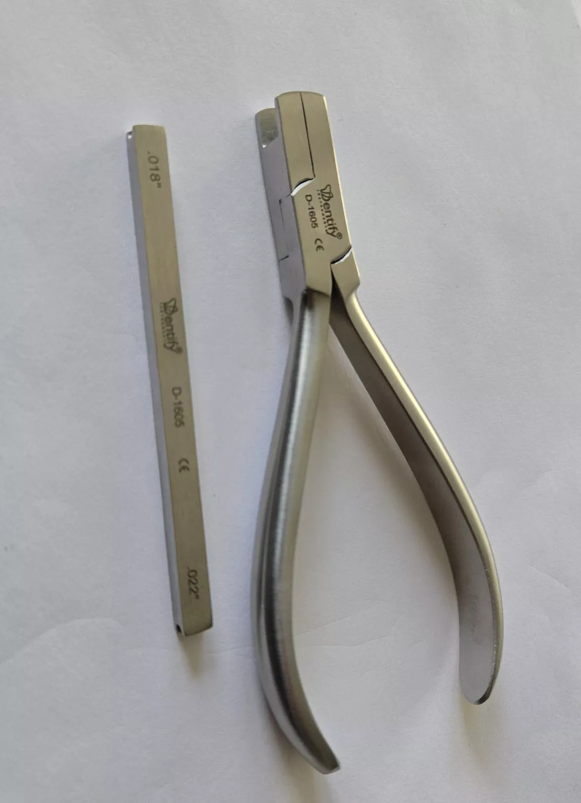 Dental Orthodontic Instrument Torque Plier With Key Torquing Bending Archwire CE
