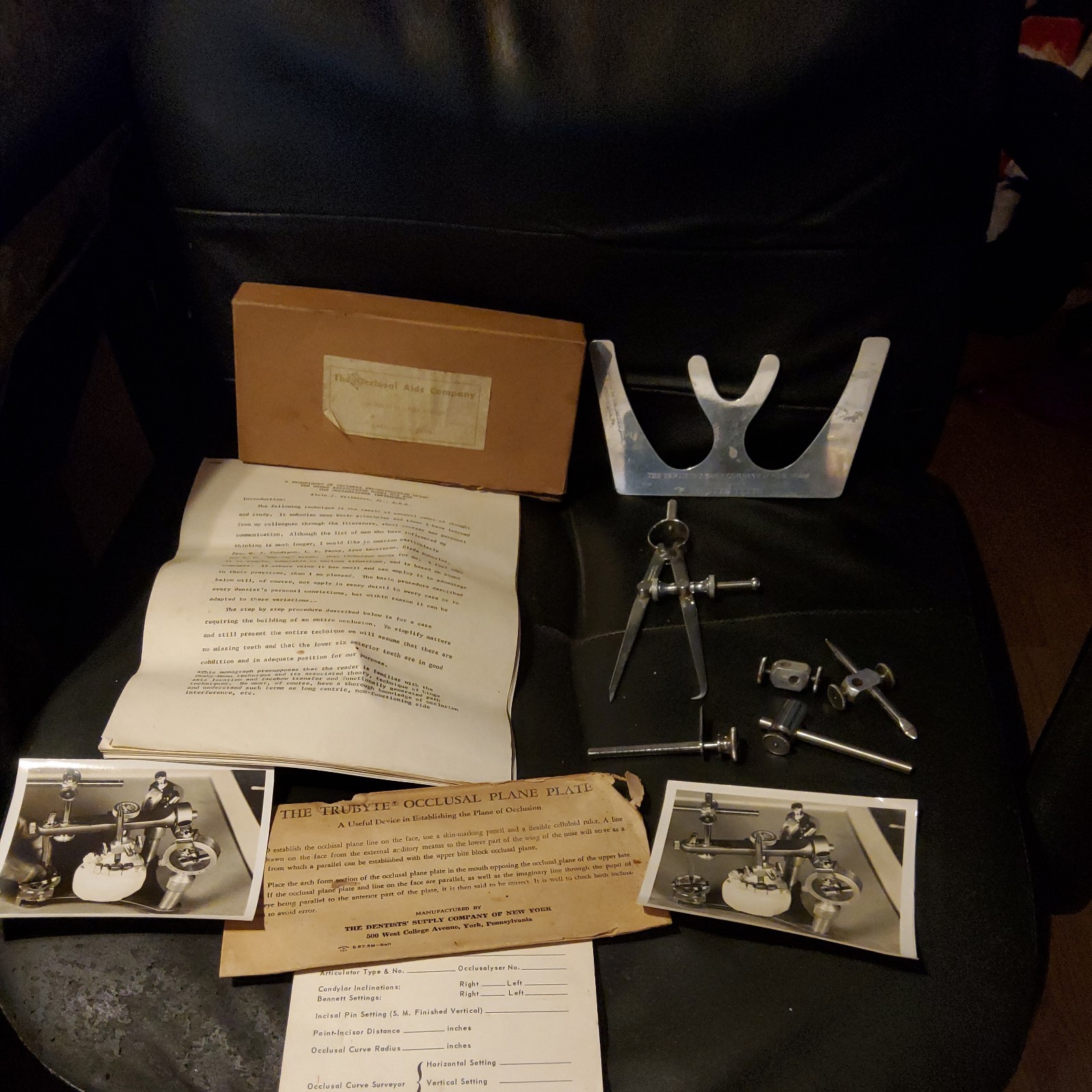 Trubyte Occlusal Plane Plate Dr. Frank Fox w/compass pics & technique letter odd