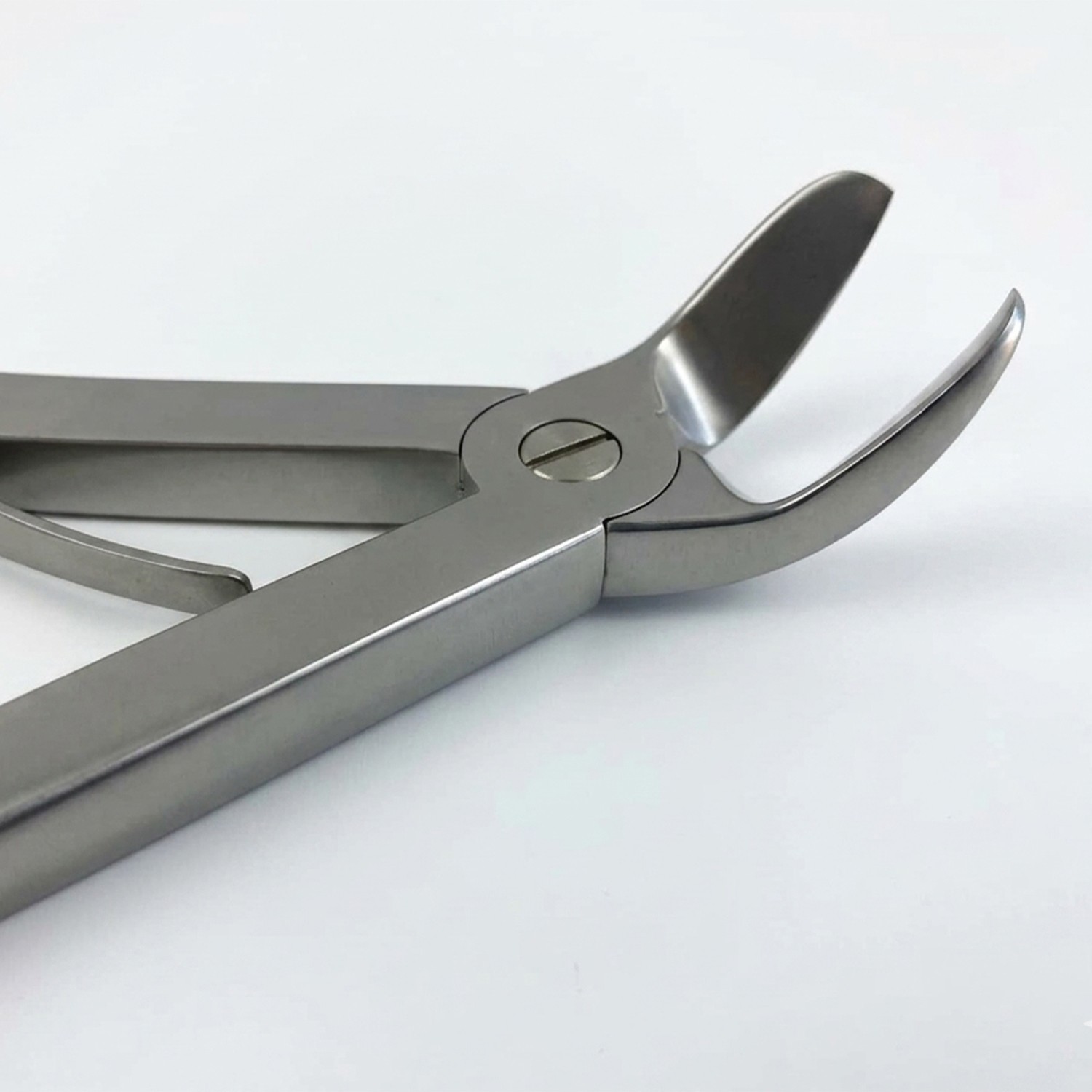 V Mueller ch-350 Rib Shears Surgical Tool.