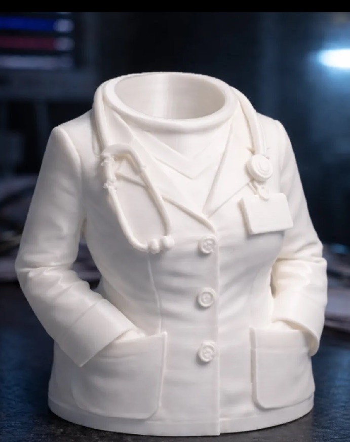 Doctor Coat for Desk and Offices Tables Pen Pencil Holder Stand